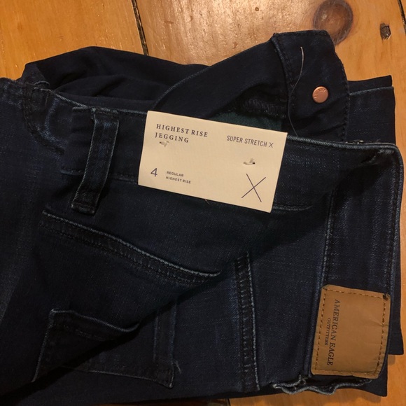 NWT American Eagle Highest Rise Jegging Size 4 - Picture 2 of 6